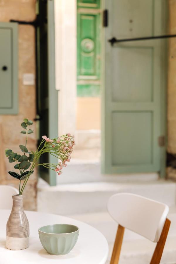 Mcc Suites Valletta Exteriör bild